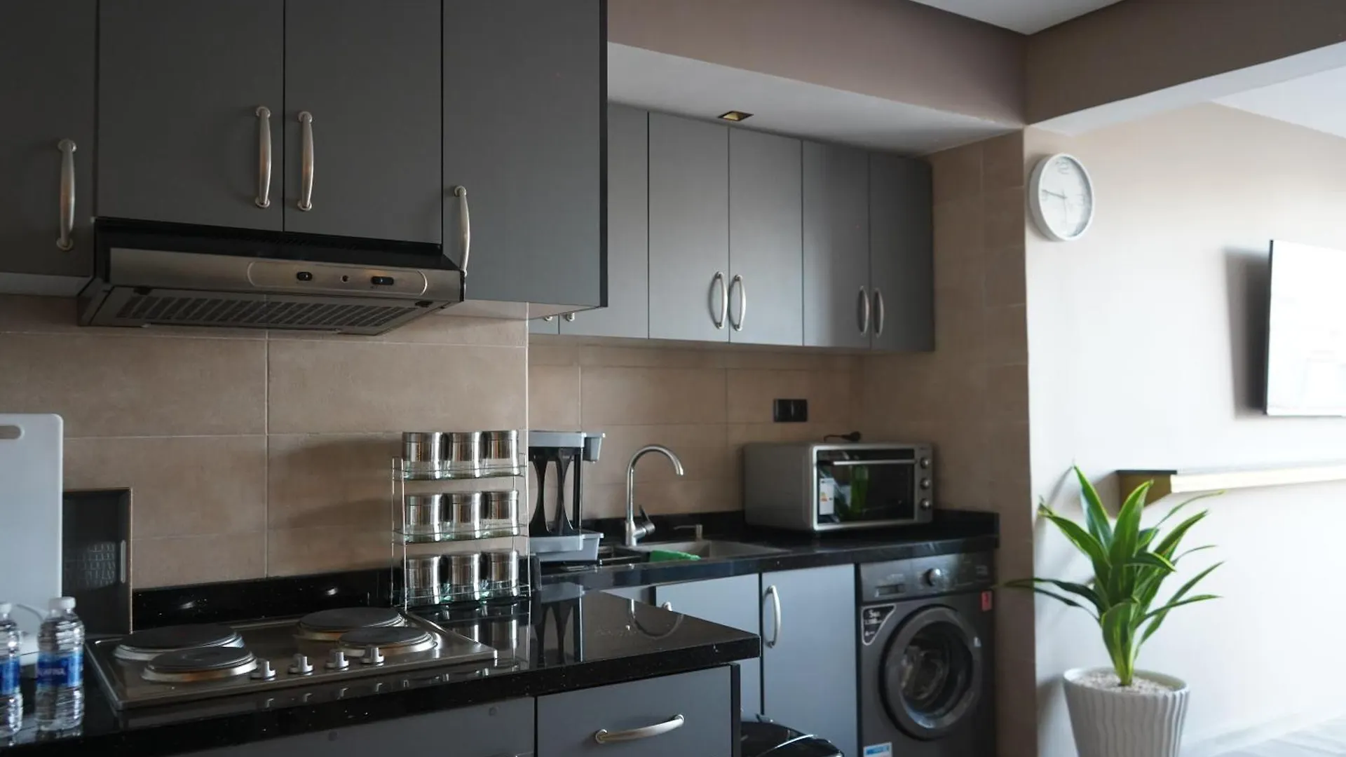 אגאדיר Super Appartement Avenue Hassan 2 0*,  מרוקו